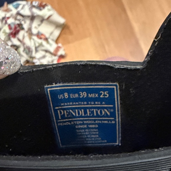 Pendleton Black and Gray rain boots - Picture 2 of 4